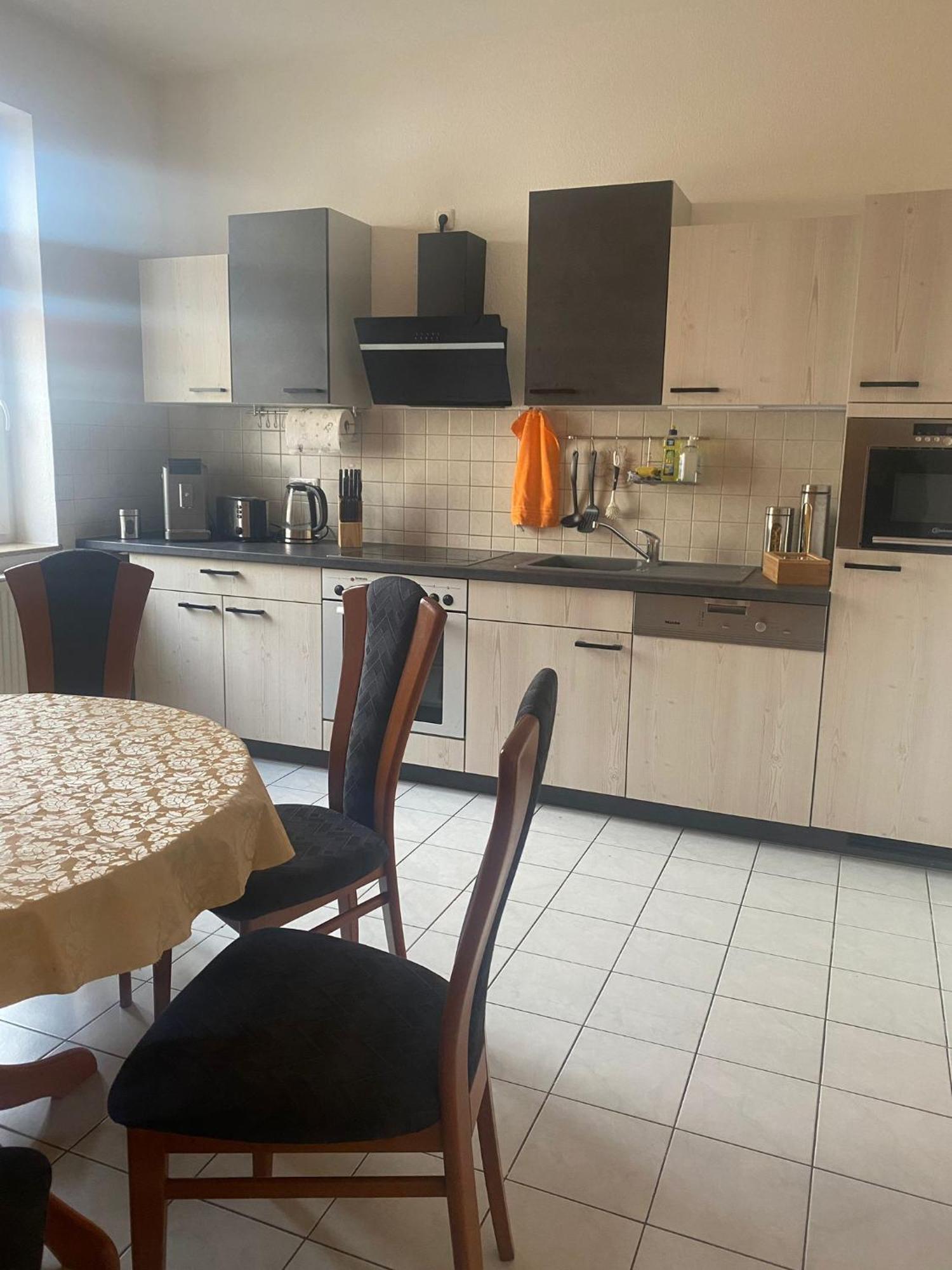 Fewo "Franzi" 5 Personen, Zentrale Lage, Parkplatz Дессау Экстерьер фото